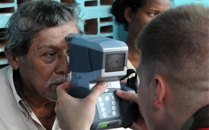 PUERTO CABEZAS, Nicaragua (Aug. 12, 2008) Hospitalman Michael Hagglund, an optometrist technician embarked aboard the amphibious assault ship USS Kear