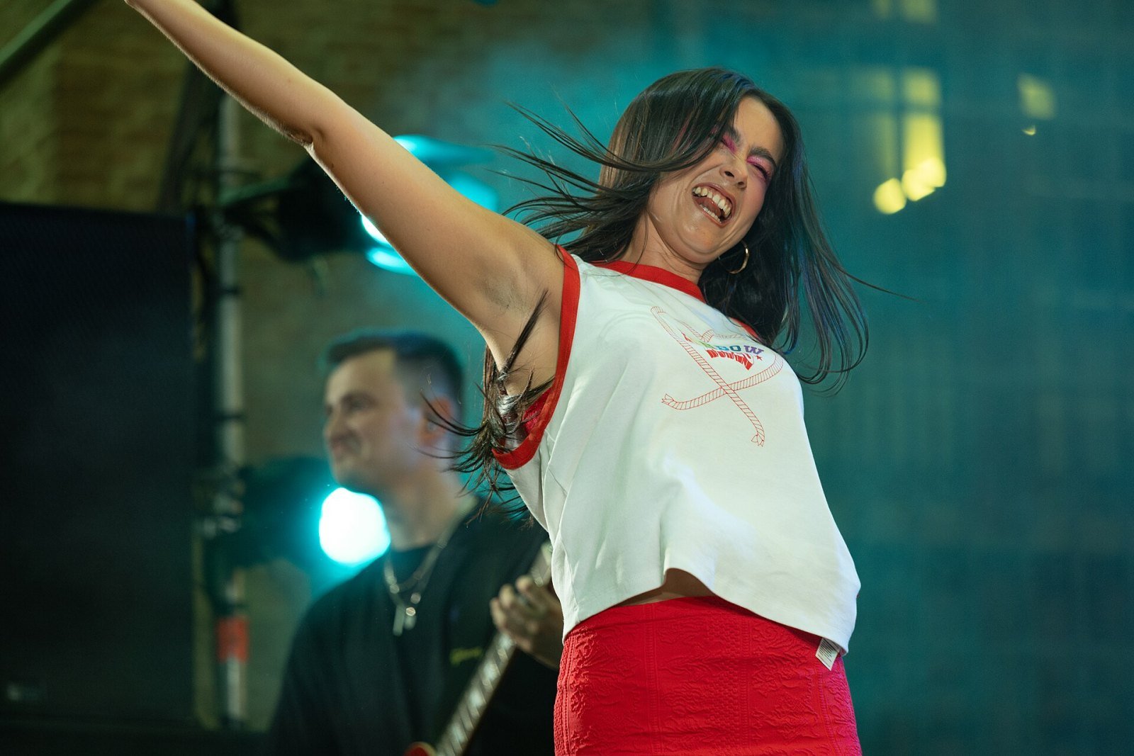 Chiara Oliver dazzled the stage at Madrid Pride 2025, taking the spotlight at Plaza del Rey on Friday, July 4 as part of the festival’s “Plaza de las
