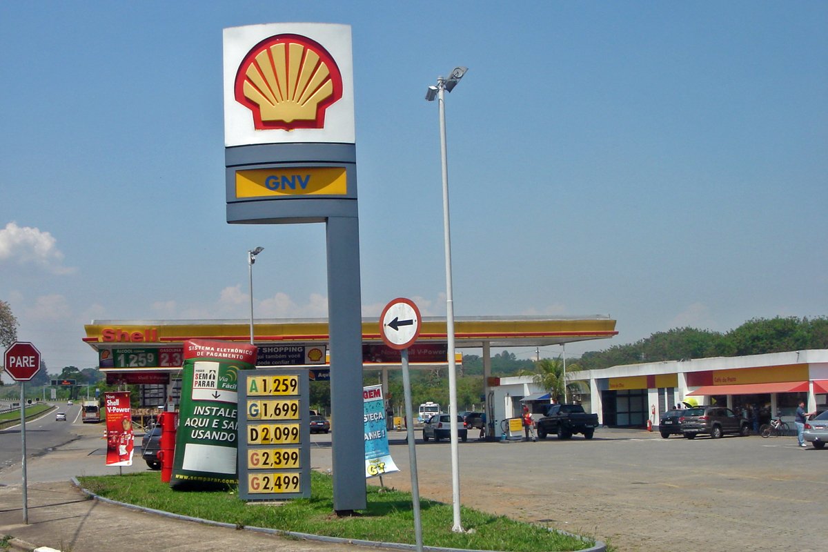 Governo mantém subvenção de R$ 2,12 por litro de diesel por mais 30 dias