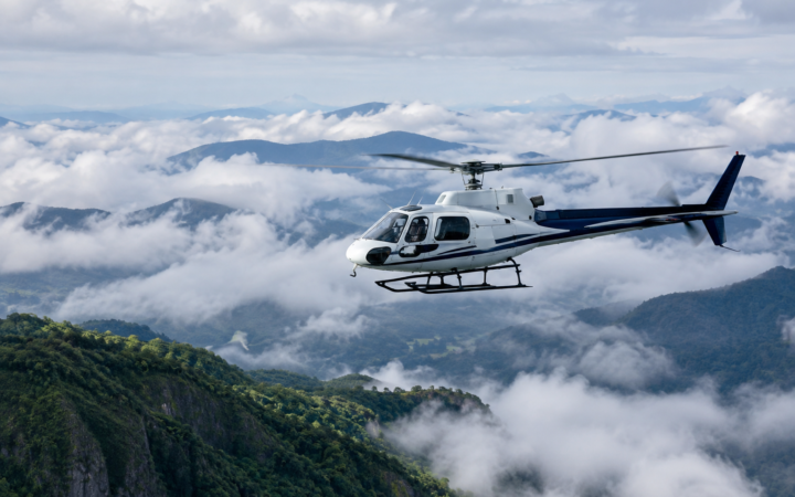 Helicóptero com cantor Rick desaparece em Santa Catarina