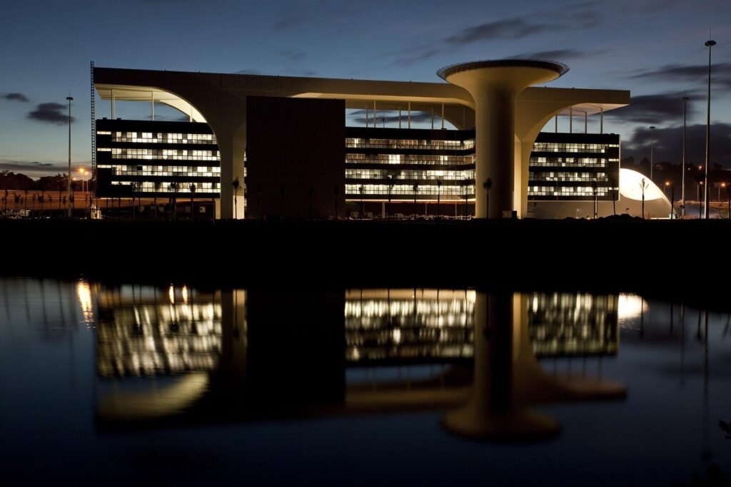 Cidade Administrativa de Minas Gerais, sede do governo estadual.